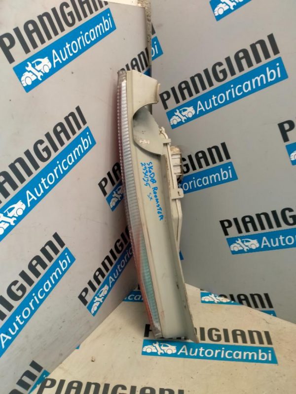 Faro Posteriore Sinistro Skoda Roomster 2006 – 2010