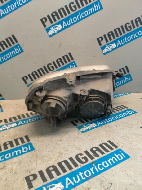 Faro Anteriore Sinistro Volkswagen Polo 2005 – 2009