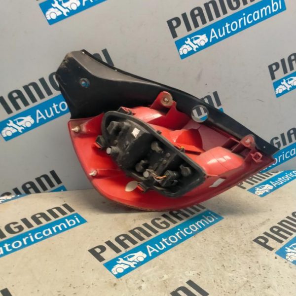 Faro Posteriore Destro Renault Clio 2005 – 2009