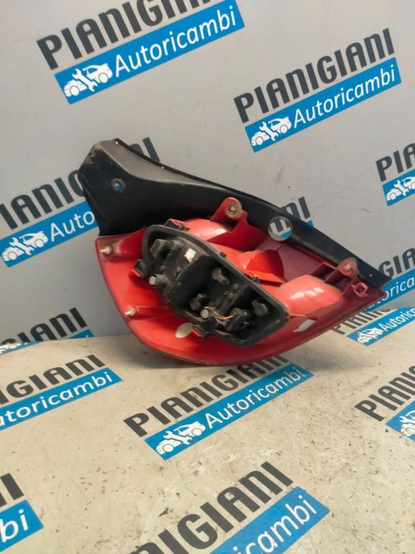 Faro Posteriore Destro Renault Clio 2005 – 2009