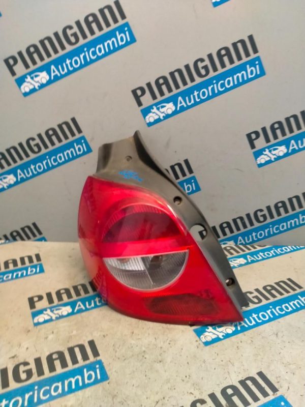 Faro Posteriore Sinistro Renault Clio 2005 – 2009