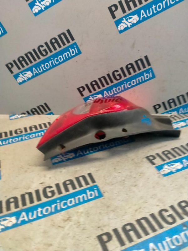 Faro Posteriore Sinistro Renault Clio 2005 – 2009
