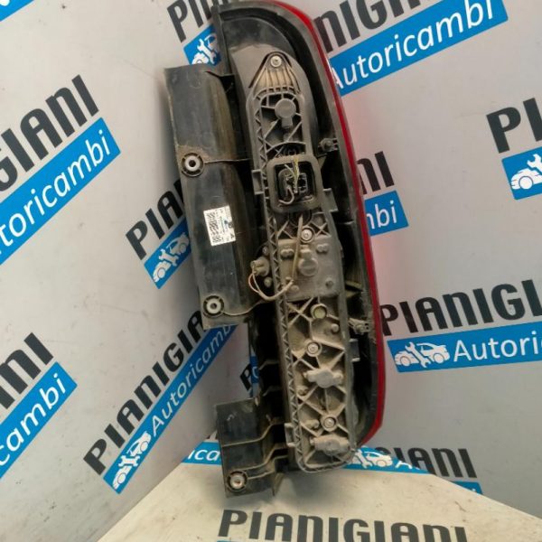 Faro Posteriore Sinistro Fiat Doblò 2009 – 2015