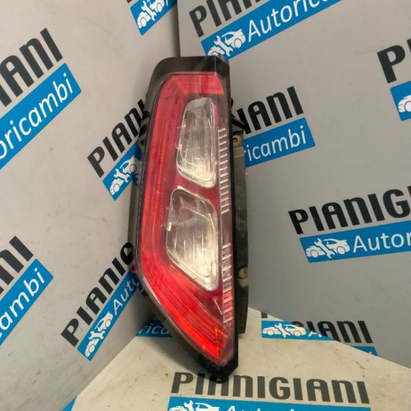 Faro Posteriore Sinistro Fiat Punto 2012 – 2018