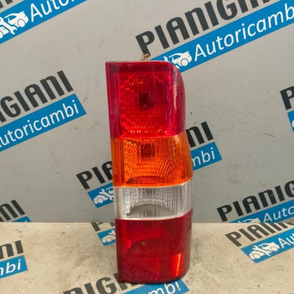 Faro Posteriore Destro Ford Transit 2000 – 2006