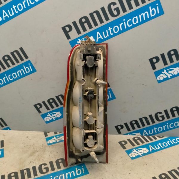 Faro Posteriore Destro Ford Transit 2000 – 2006