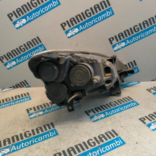 Faro Anteriore Sinistro Peugeot Partner 2002 – 2012