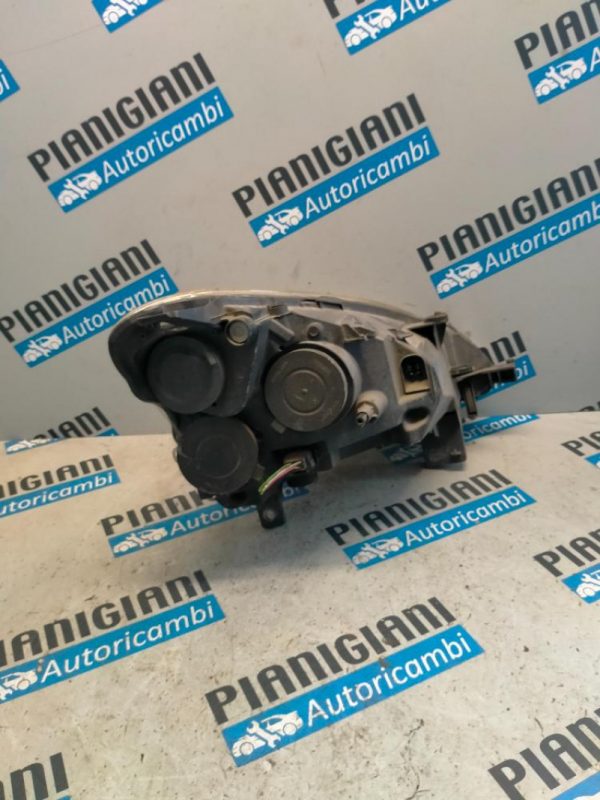 Faro Anteriore Sinistro Peugeot Partner 2002 – 2012