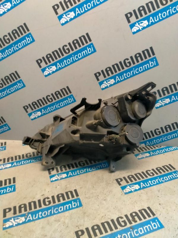 Faro Anteriore Destro Peugeot Partner 2002 – 2012