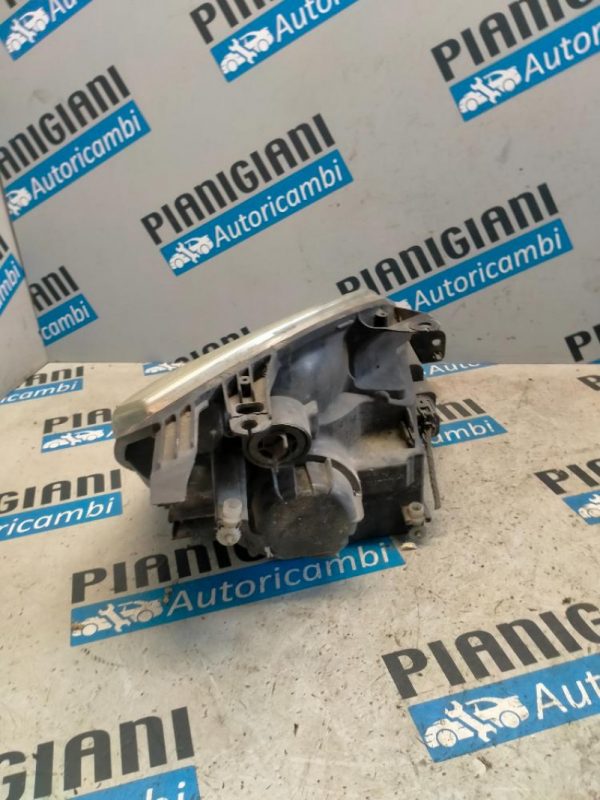 Faro Anteriore Sinistro Ford Fiesta 2001 – 2007