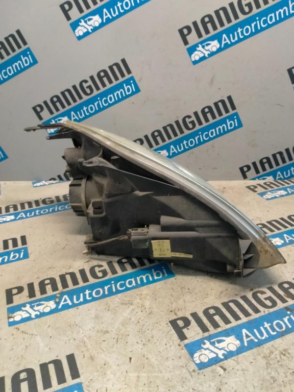 Faro Anteriore Sinistro Ford Fiesta 2001 – 2007