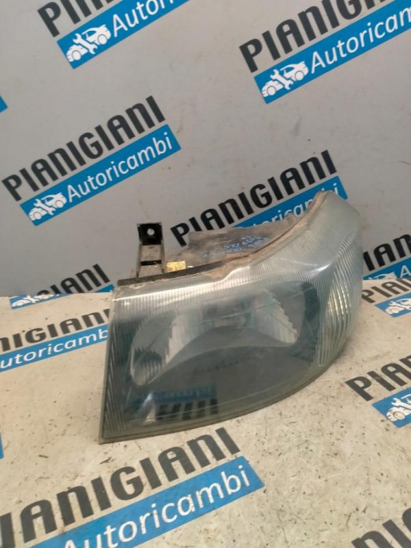 Faro Anteriore Sinistro Ford Transit 2000 – 2006