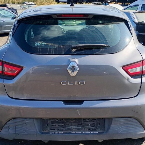 Renault Clio 4° Serie Anno 2013 | Veicolo intero | SOLO PER RICAMBI