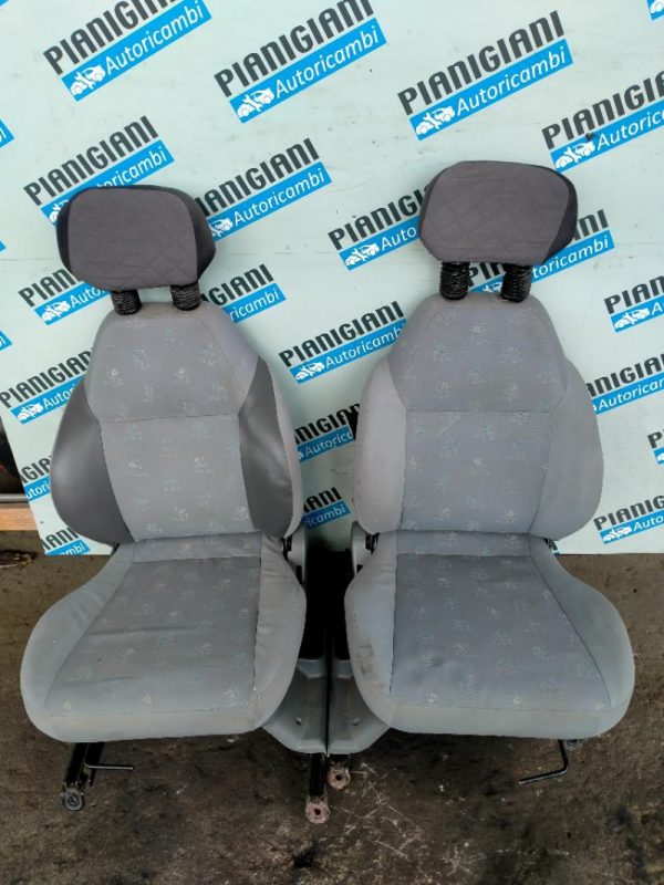Sedili Anteriori Destro e Sinistro Suzuki Vitara 1988 – 2006