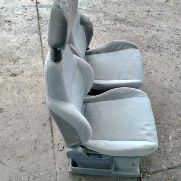 Sedili Anteriori Destro e Sinistro Suzuki Vitara 1988 – 2006
