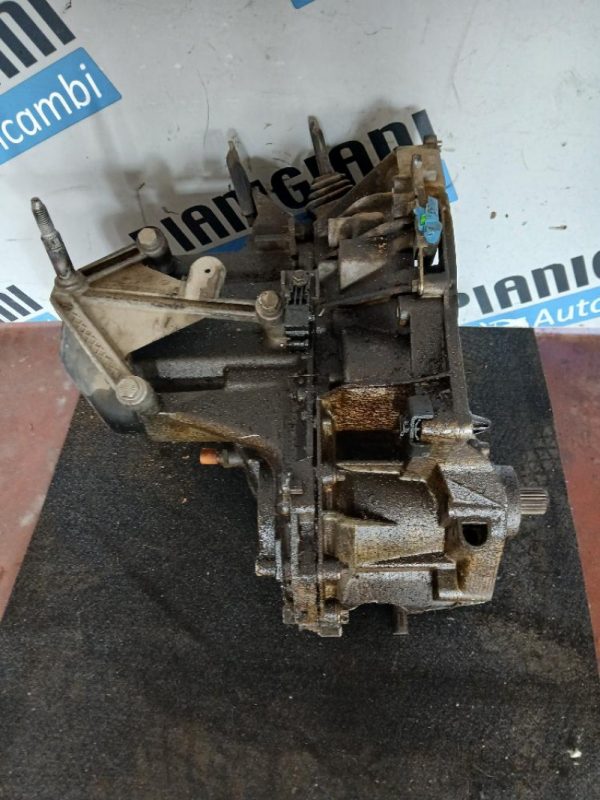 Cambio Renault Clio D7FG7