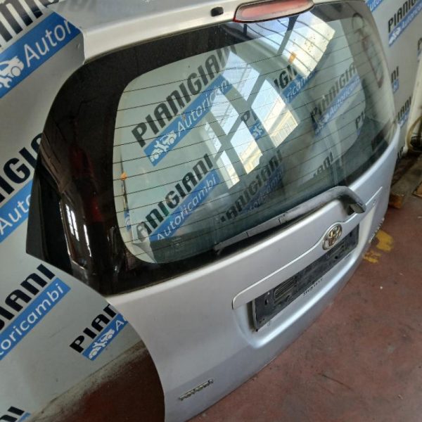 Portellone Toyota Corolla Verso 2004