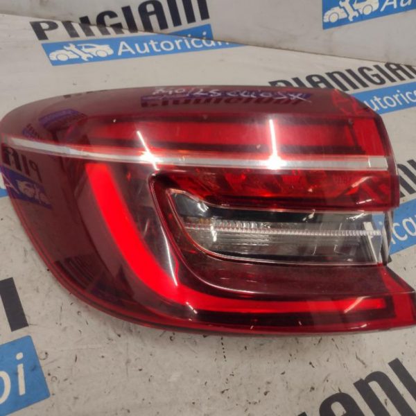 Faro Posteriore Sinistro Renault Clio 2021