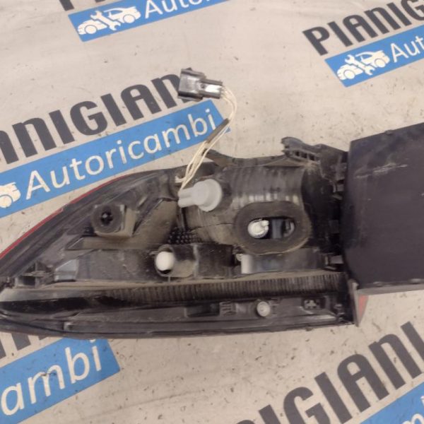 Faro Posteriore Sinistro Renault Clio 2021