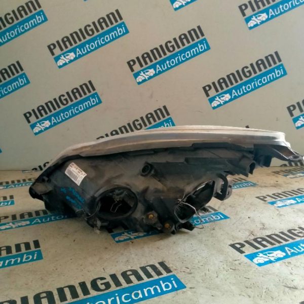 Faro Anteriore Destro Opel Corsa D Restyling 2010 – 2020