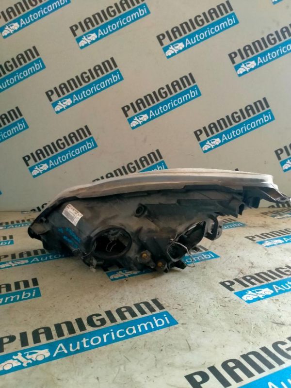 Faro Anteriore Destro Opel Corsa D Restyling 2010 – 2020