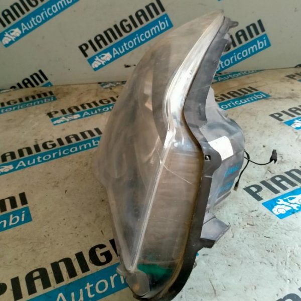 Faro Anteriore Destro Opel Corsa D Restyling 2010 – 2020