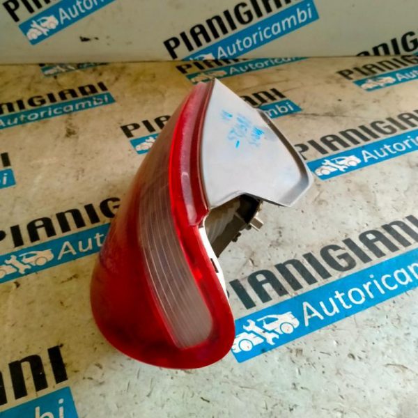 Faro Posteriore Destro Toyota Yaris 1999 – 2003