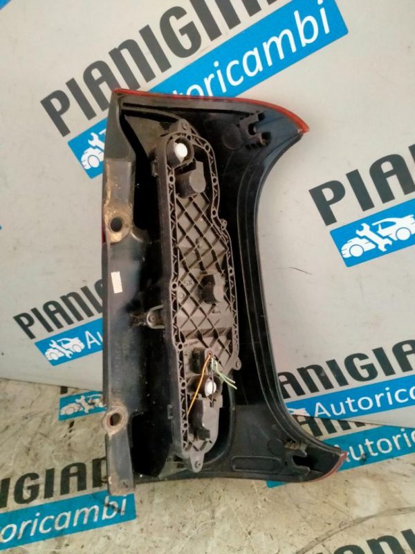 Faro Posteriore Sinistro Fiat Panda 2011 – 2024