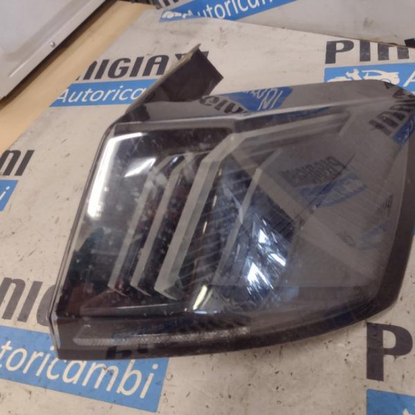 Faro Posteriore Destro Peugeot 3008 2017 – 2024