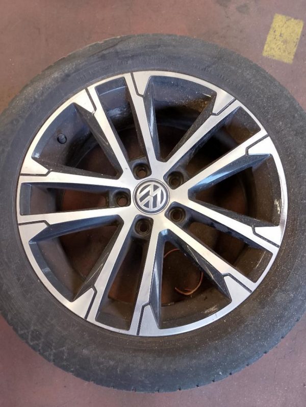 4 Cerchi in Lega 17″ Volkswagen Passat 2015