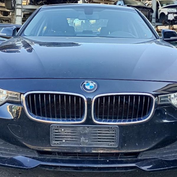BMW Serie 3 F30 Anno 2012 | Veicolo Intero | SOLO PER RICAMBI