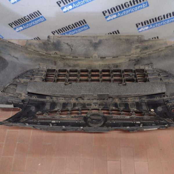 Paraurti Anteriore Opel Corsa D  2013
