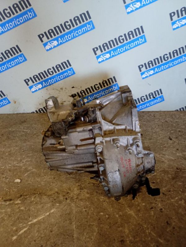 Cambio Peugeot Expert YH01 2016 >
