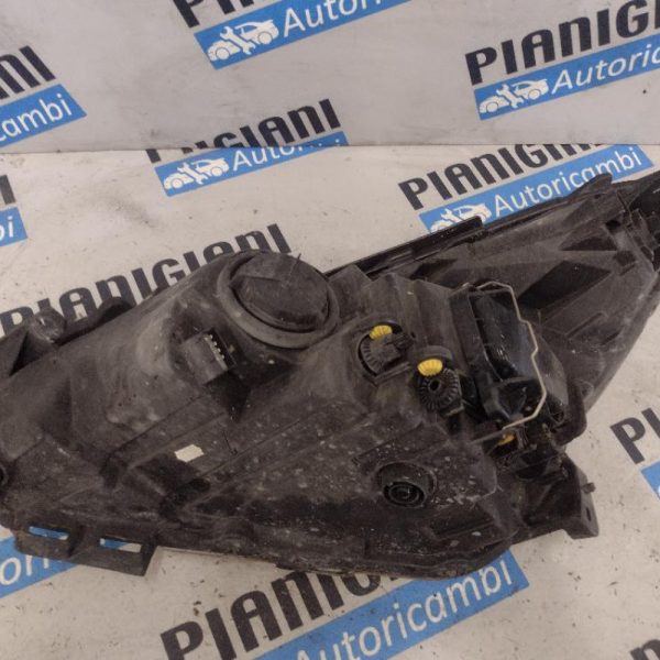 Faro Anteriore Destro Opel Corsa D 2011 – 2014