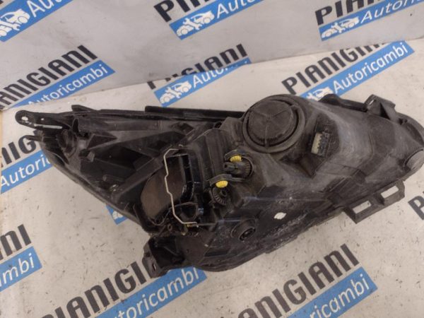 Faro Anteriore Sinistro Opel Corsa D 2011 – 2014