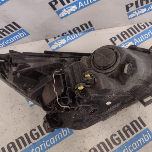 Faro Anteriore Sinistro Opel Corsa D 2011 – 2014