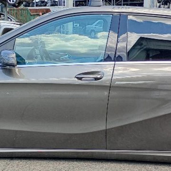 Mercedes Classe B W246 Anno 2014 | Veicolo Intero | SOLO PER RICAMBI