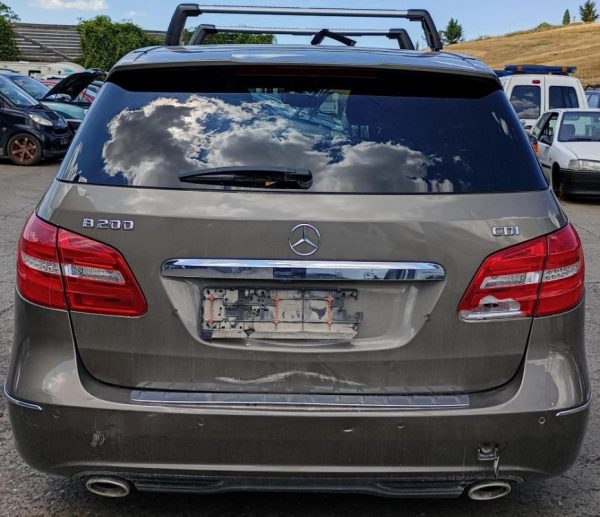 Mercedes Classe B W246 Anno 2014 | Veicolo Intero | SOLO PER RICAMBI