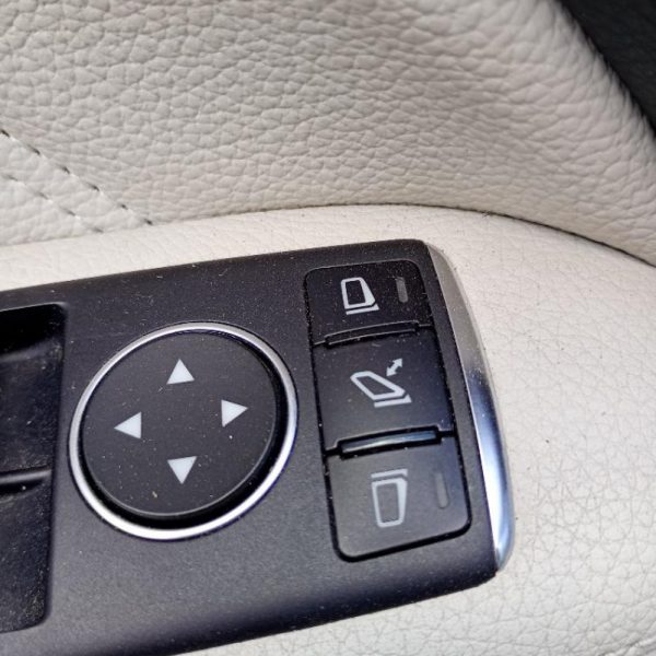 Mercedes Classe B W246 Anno 2014 | Veicolo Intero | SOLO PER RICAMBI
