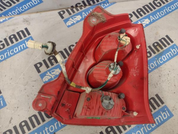 Faro Posteriore Sinistro Suzuki Alto 2009 – 2014