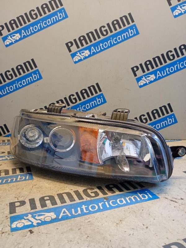 Faro Anteriore Destro Fiat Punto 1999 – 2003