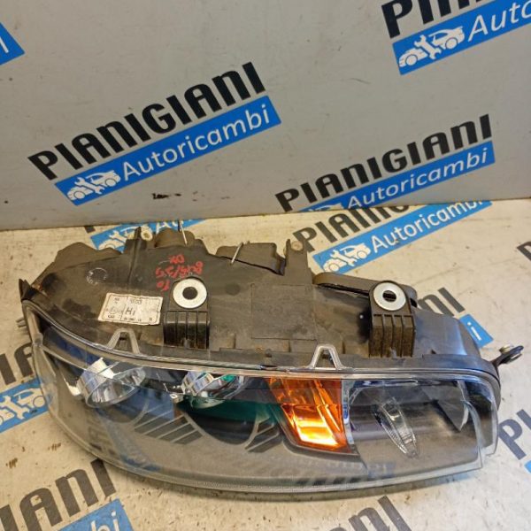 Faro Anteriore Destro Fiat Punto 1999 – 2003