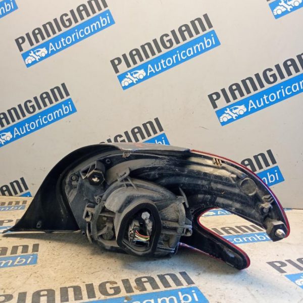 Faro Posteriore Sinistro Peugeot 208 2015 – 2019