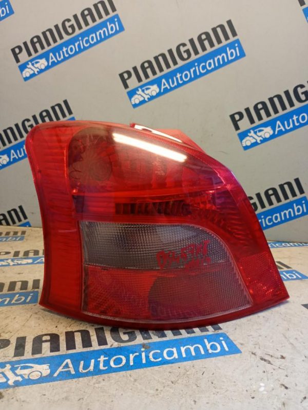 Faro Posteriore Sinistro Toyota Yaris 2005 – 2009