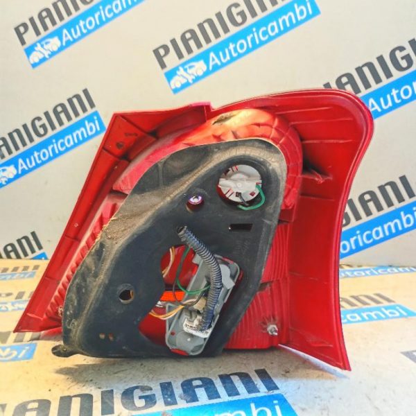 Faro Posteriore Sinistro Toyota Yaris 2005 – 2009
