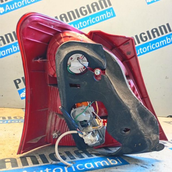 Faro Posteriore Destro Toyota Yaris 2005 – 2009