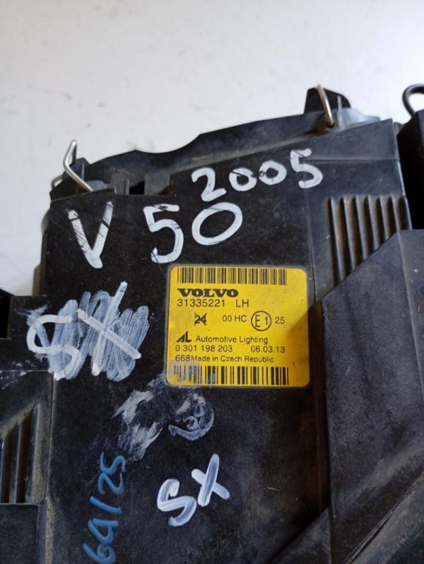 Faro Anteriore Sinistro Volvo V50 2003 – 2011