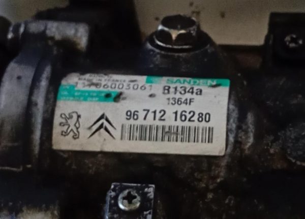Compressore A/C Peugeot 207 8HZ 2009 – 2013