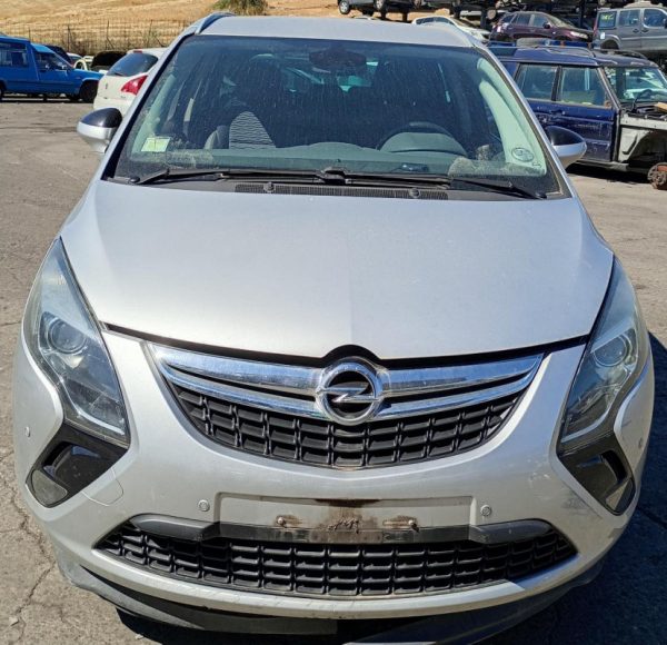 Opel Zafira C Tourer Anno 2014 | Veicolo Intero | SOLO PER RICAMBI