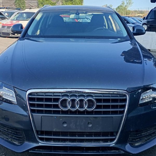 Audi A4 SW (8K) Anno 2009 | Veicolo Intero | SOLO PER RICAMBI